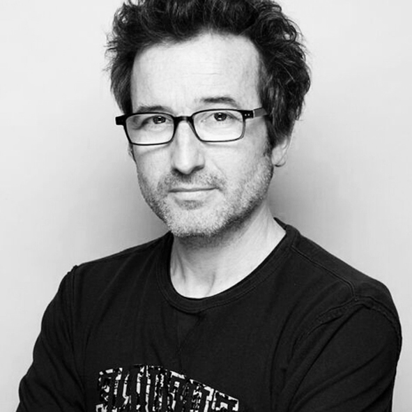 Contact / Bio | Pascal Ito